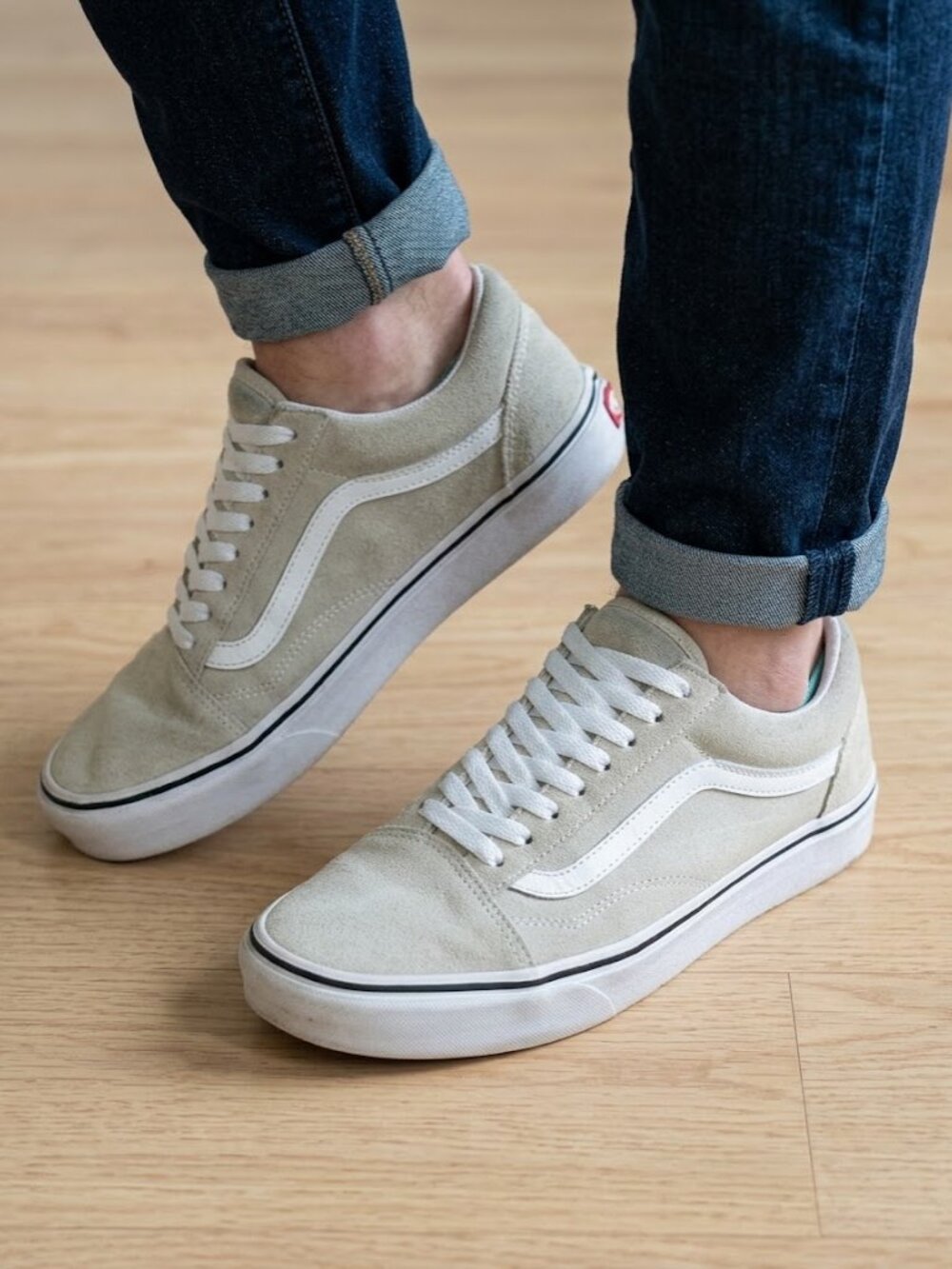 Vans ComfyCush Old Skool Suede Oatmeal Beige Sneakers Men 9 / Women 10.5